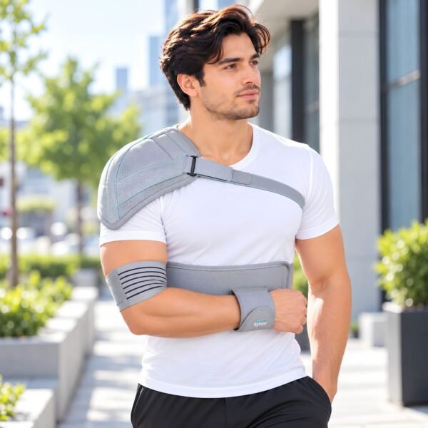 Man wearing the Tynor Elastic Shoulder Immobilizer C03